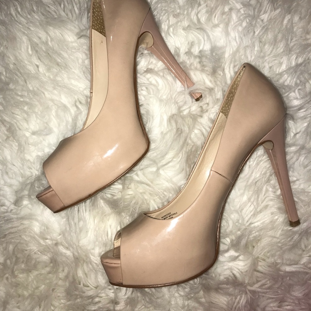 Guess nude heels